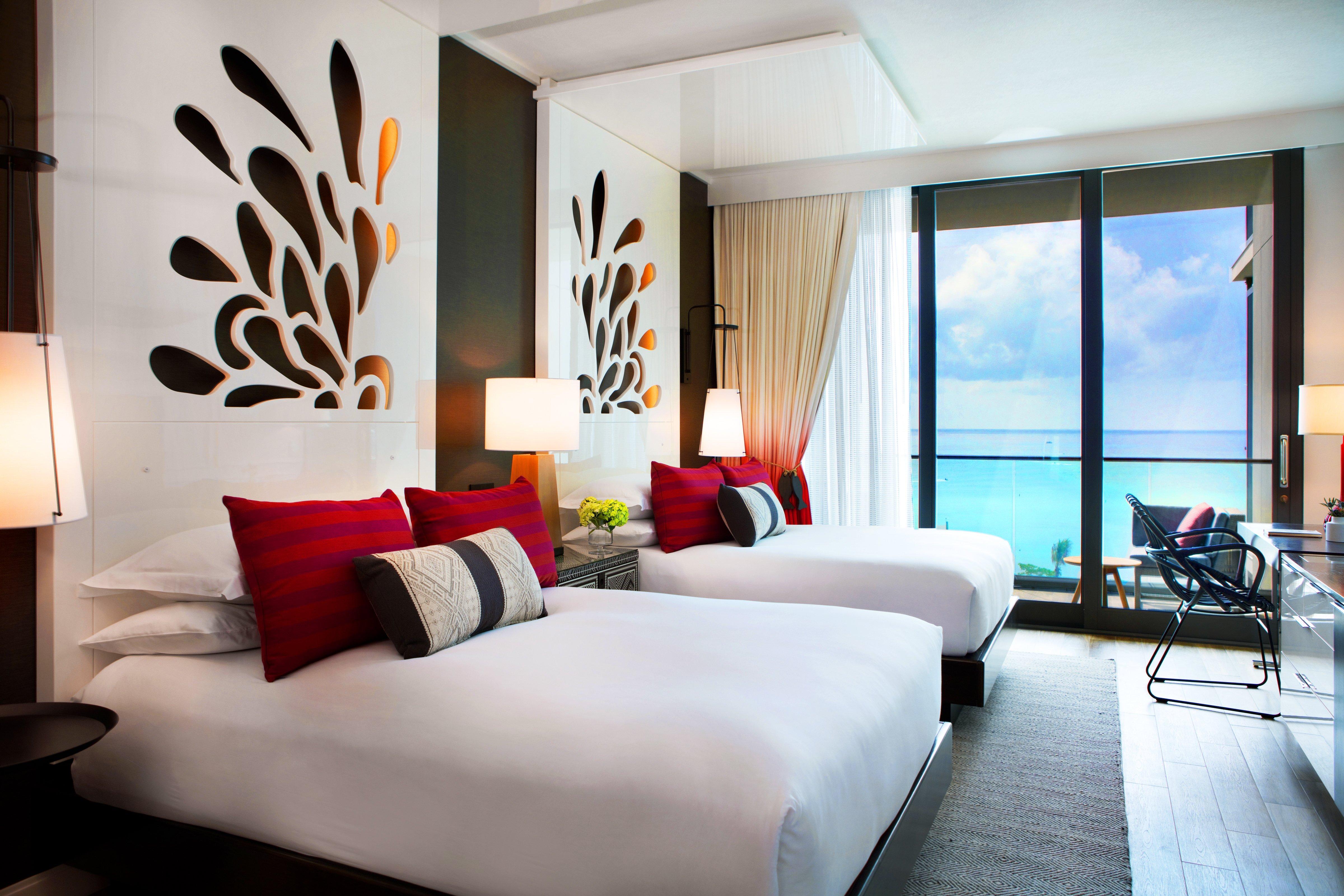 Kimpton Seafire Resort + Spa By Ihg West Bay Bagian luar foto