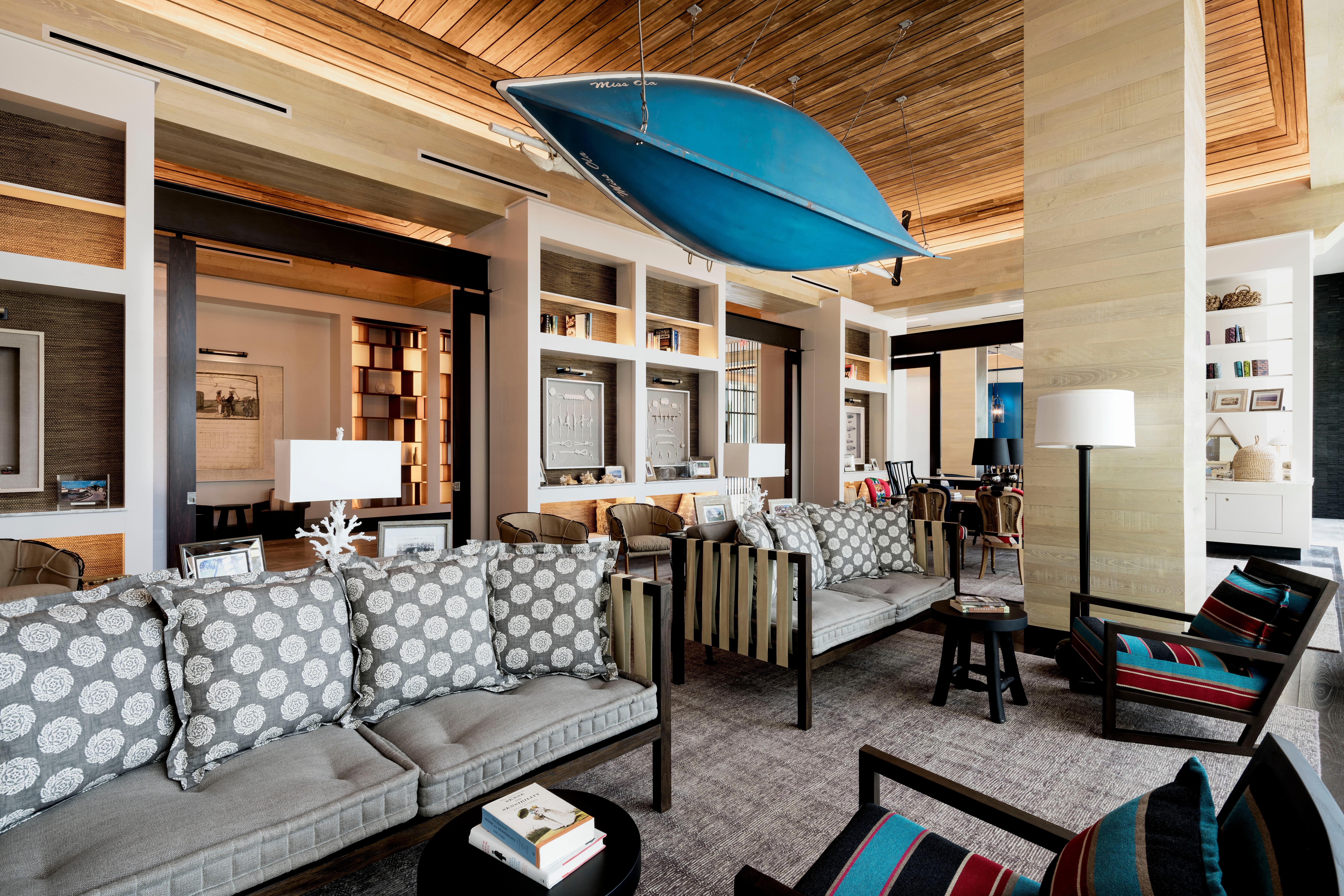 Kimpton Seafire Resort + Spa By Ihg West Bay Bagian luar foto