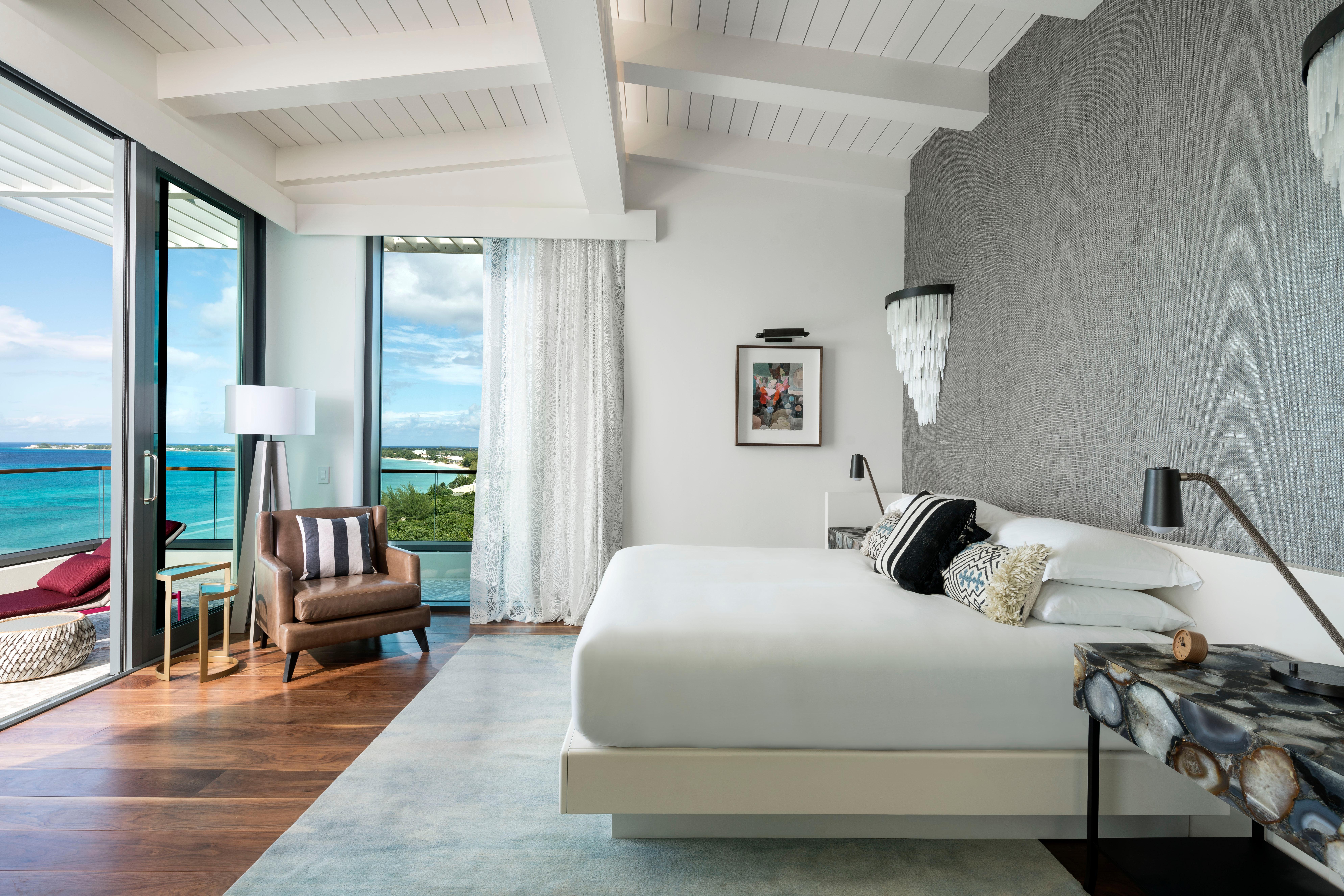 Kimpton Seafire Resort + Spa By Ihg West Bay Bagian luar foto
