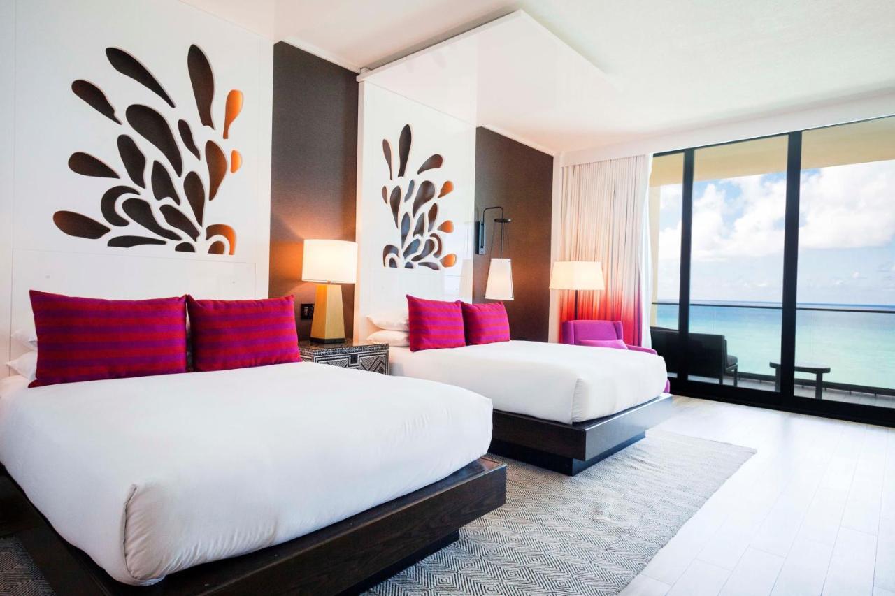 Kimpton Seafire Resort + Spa By Ihg West Bay Bagian luar foto