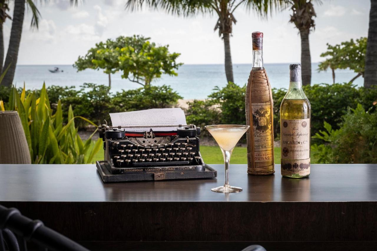 Kimpton Seafire Resort + Spa By Ihg West Bay Bagian luar foto